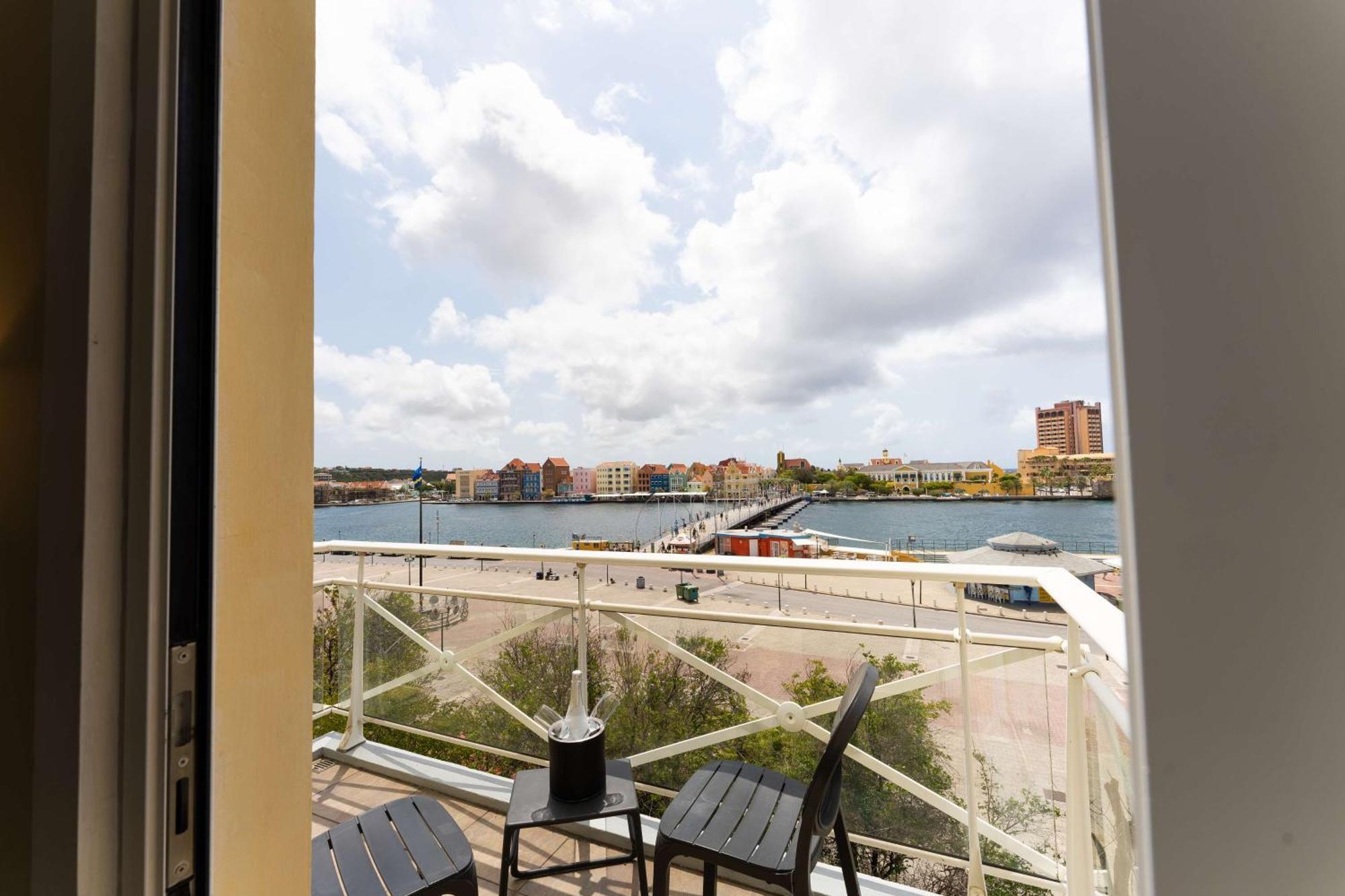 Brion City Hotel BW Signature Collection Willemstad Bagian luar foto